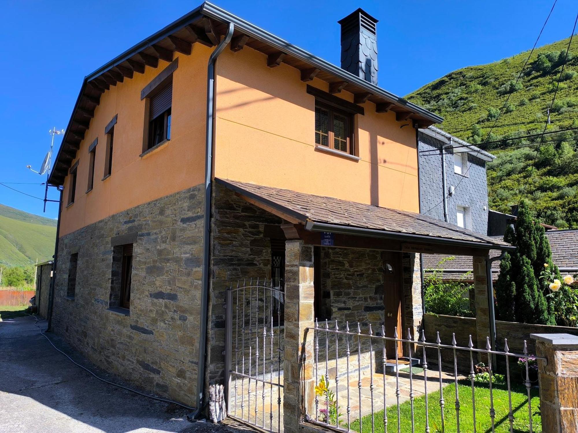 Casa Miravalles Fornela Guimara Buitenkant foto